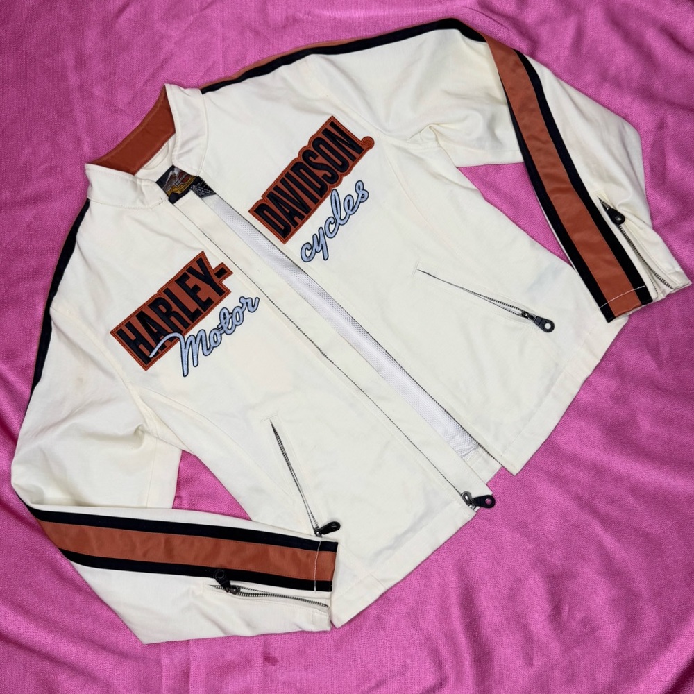 SOLD ON DEPOP❤️‍🔥Y2K Harley-Davidson Moto Jacket❤️‍🔥